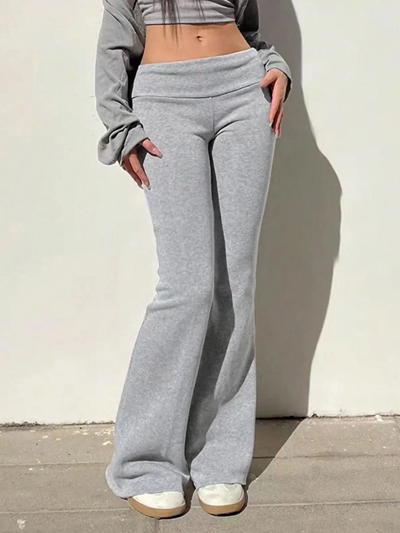 American Style Low Waist Flare Sweatpants, Flared Sports Pants, Textured Fabric, Slimming Design, Bell Bottoms, Casual Y2K Look, All Seasons