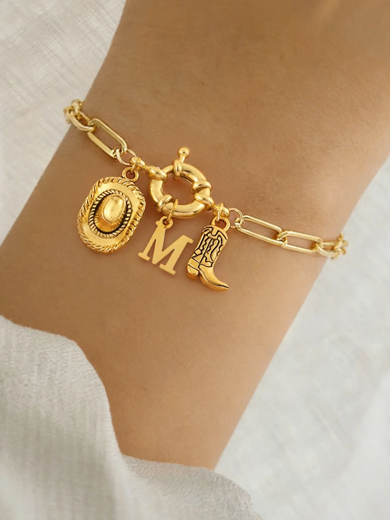 Women's Western Cowboy Hat Boots Initial Letter Charm Spring Buckle Bracelet, Vintage Stainless Steel Paper Clip Chain, Elegant Retro Style