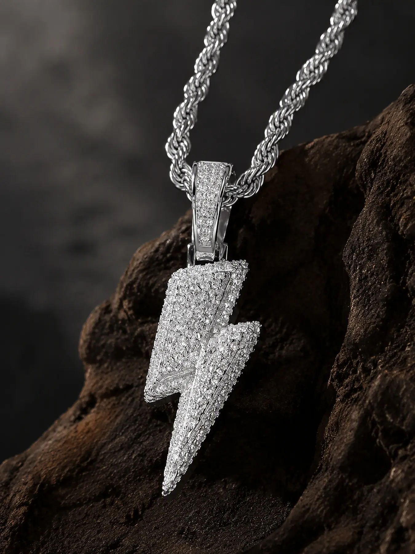 Lightning Bolt Pendant Necklace for Men Women, Iced Out Cuban Chain Necklace, Sparkling Hip Hop Streetwear Jewelry, Bold Statement Accessory Gift