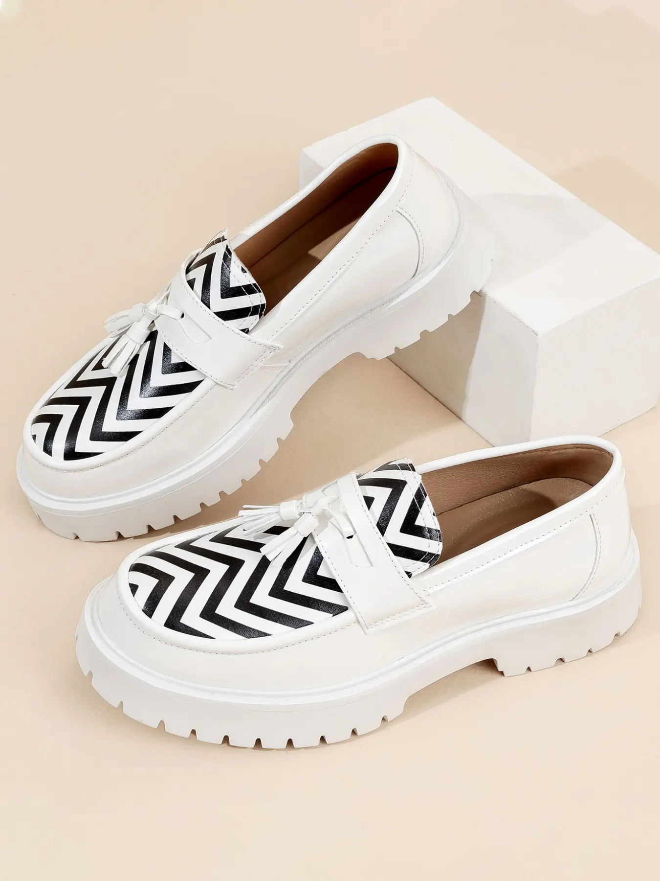 Men's Striped Fringe Loafers, Glossy Leather, Anti-Slip Sole, Hidden Heel, Comfortable, Casual, Business, School, Shopping Shoes