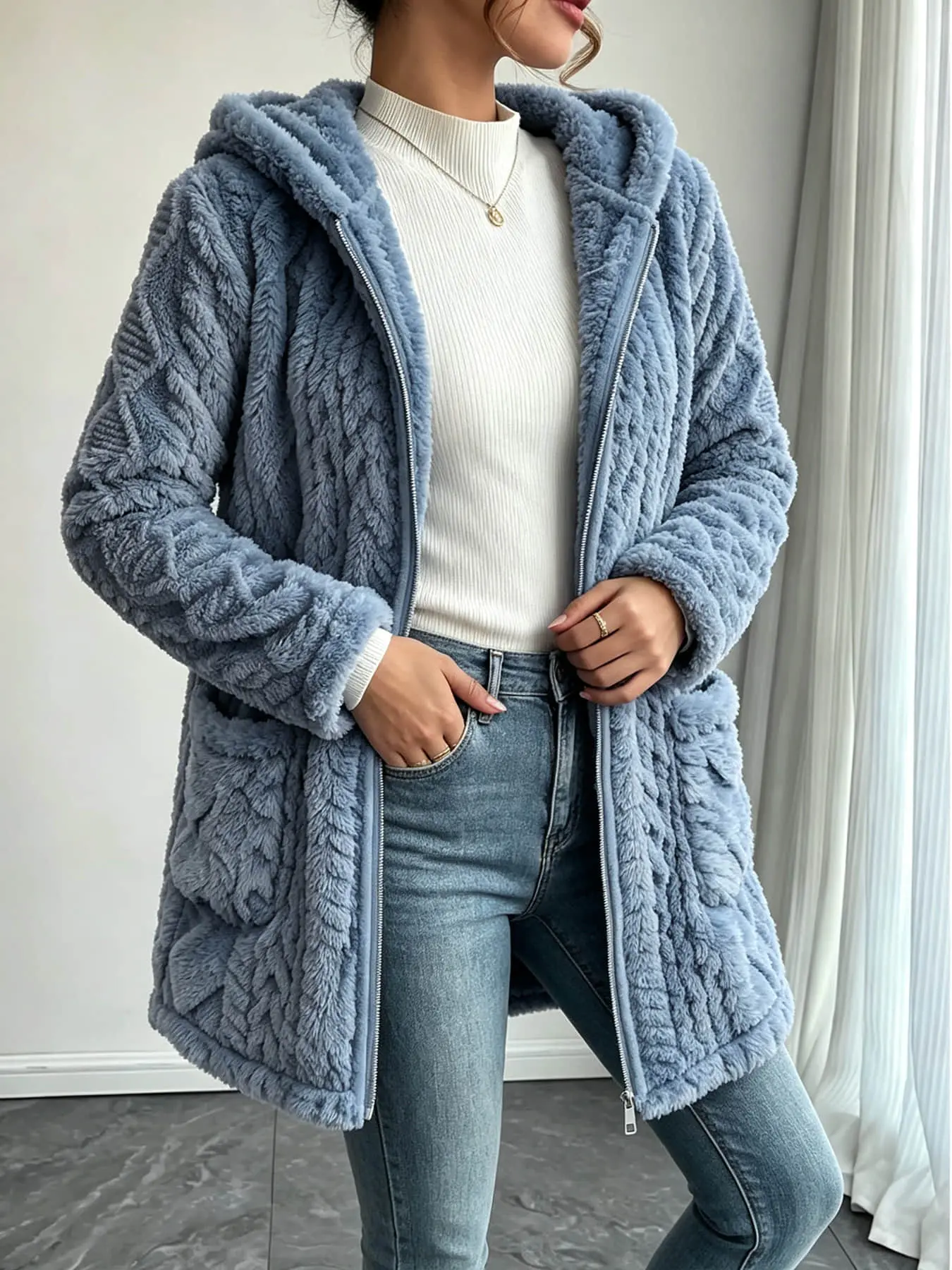 A women's fashionable and gentle loose zipper hooded plush jacket, a new autumn and winter style, Casual, suitable for city shopping, leisure stay at home, suburban travel, dating and dining.