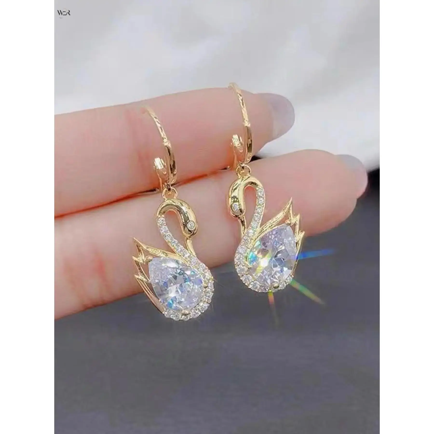 Cubic Zirconia Swan Dangle Earrings, Sparkly Teardrop Huggie Hoops for Women, Lightweight Gold & Silver Plated Alloy for Bridal Wedding Party, Avoid Scratches, Electroplated Alloy, Earrings For Women, Snap Close Clip