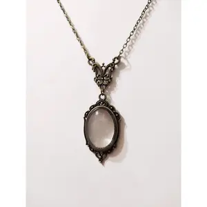 Women's Vintage Style Oval Chain-Link Magnifier Pendant Necklace, Gold-Plated Victorian Elegance Amulet, Fashionable Jewelry Jewelry Accessory, Charming Gift Choice