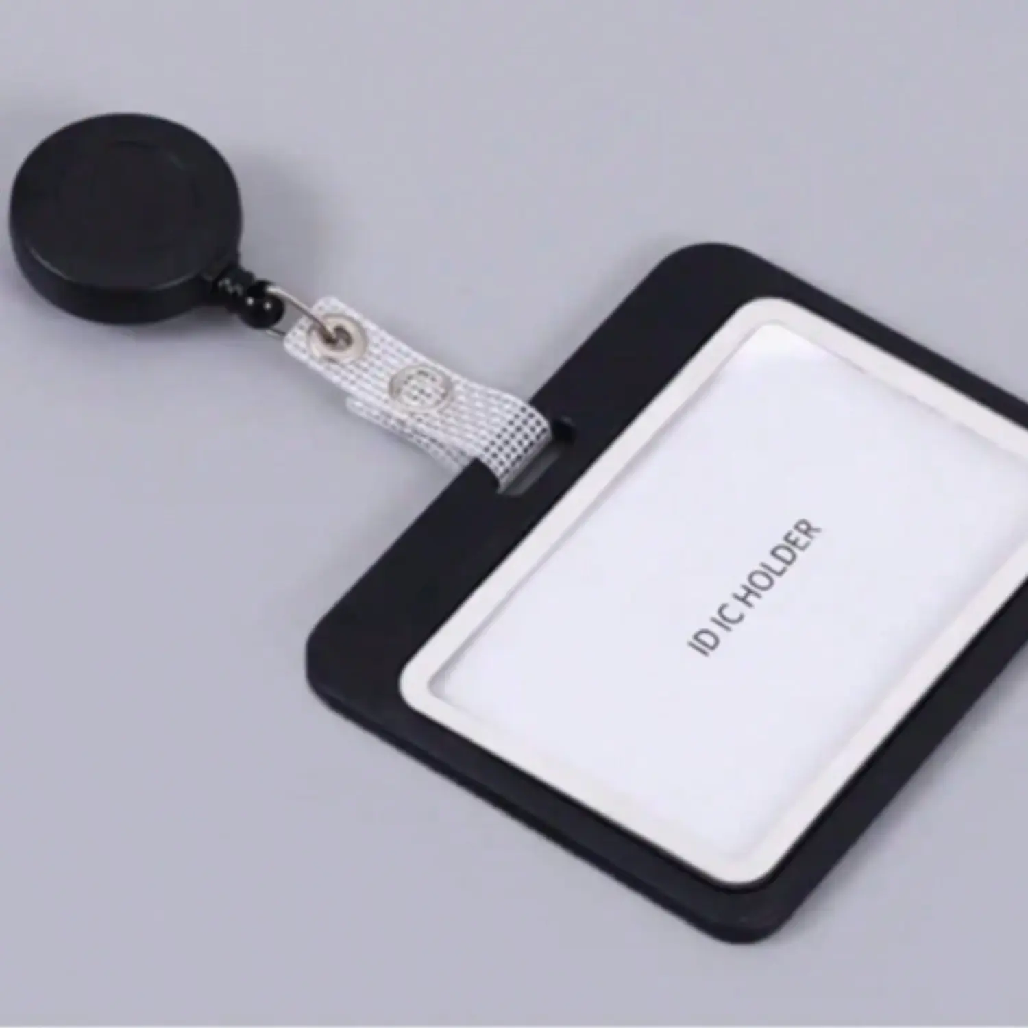 2/4PCS Horizontal ID Badge Holders with Belt Clip, Durable Plastic Name Tag Card Holders for Office, School, Events, Staff & Employee Identification reels