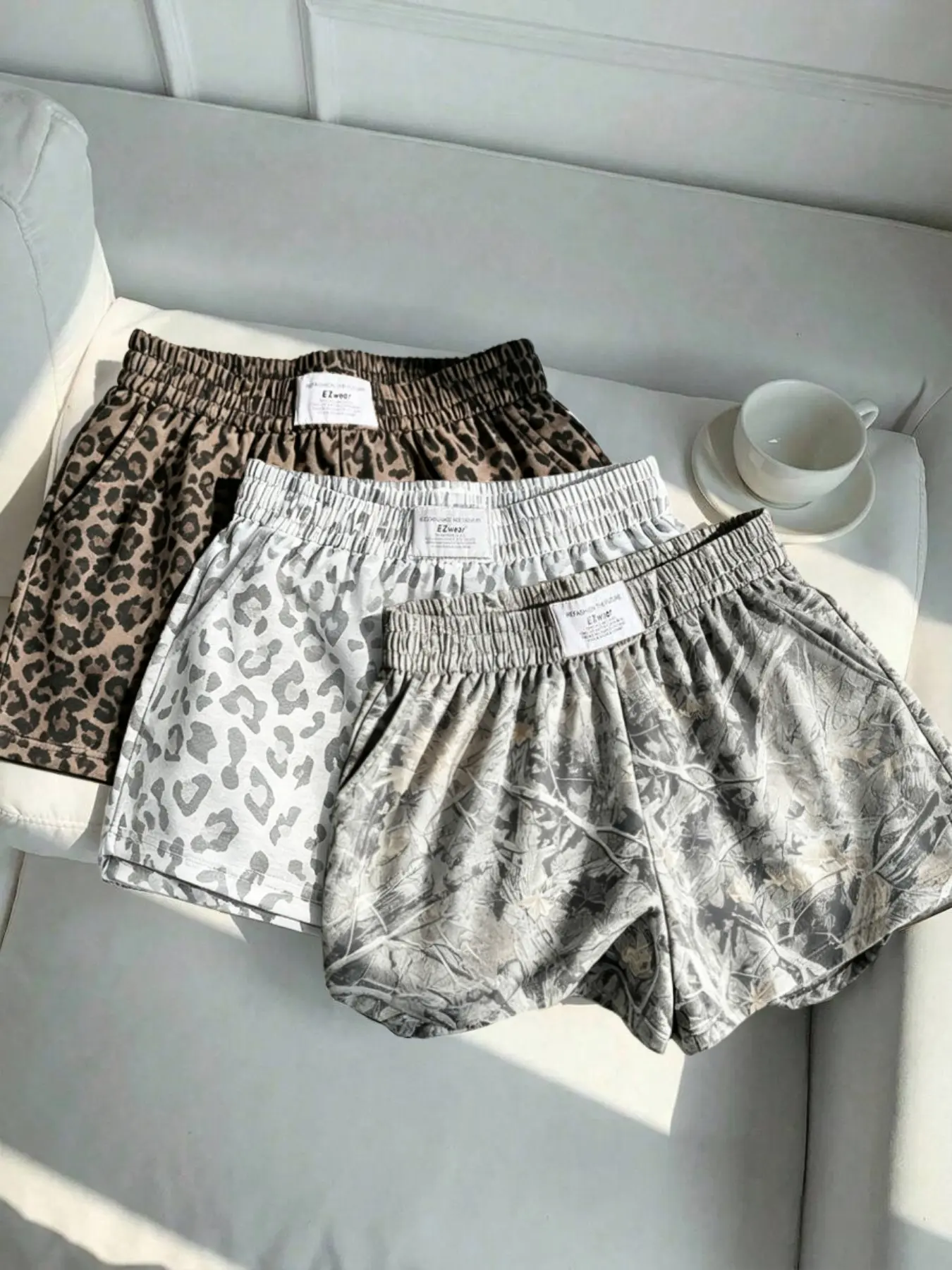 3 Pieces Shorts, American Retro Sexy Leopard Print, Dead Tree Branch and Camouflage Fully Printed, Elastic Waist with Pocket, Loose Sports Shorts, Elastic Shorts Loungewear, Suitable for Women's Daily Home and Outdoor Casual Wear in Summer