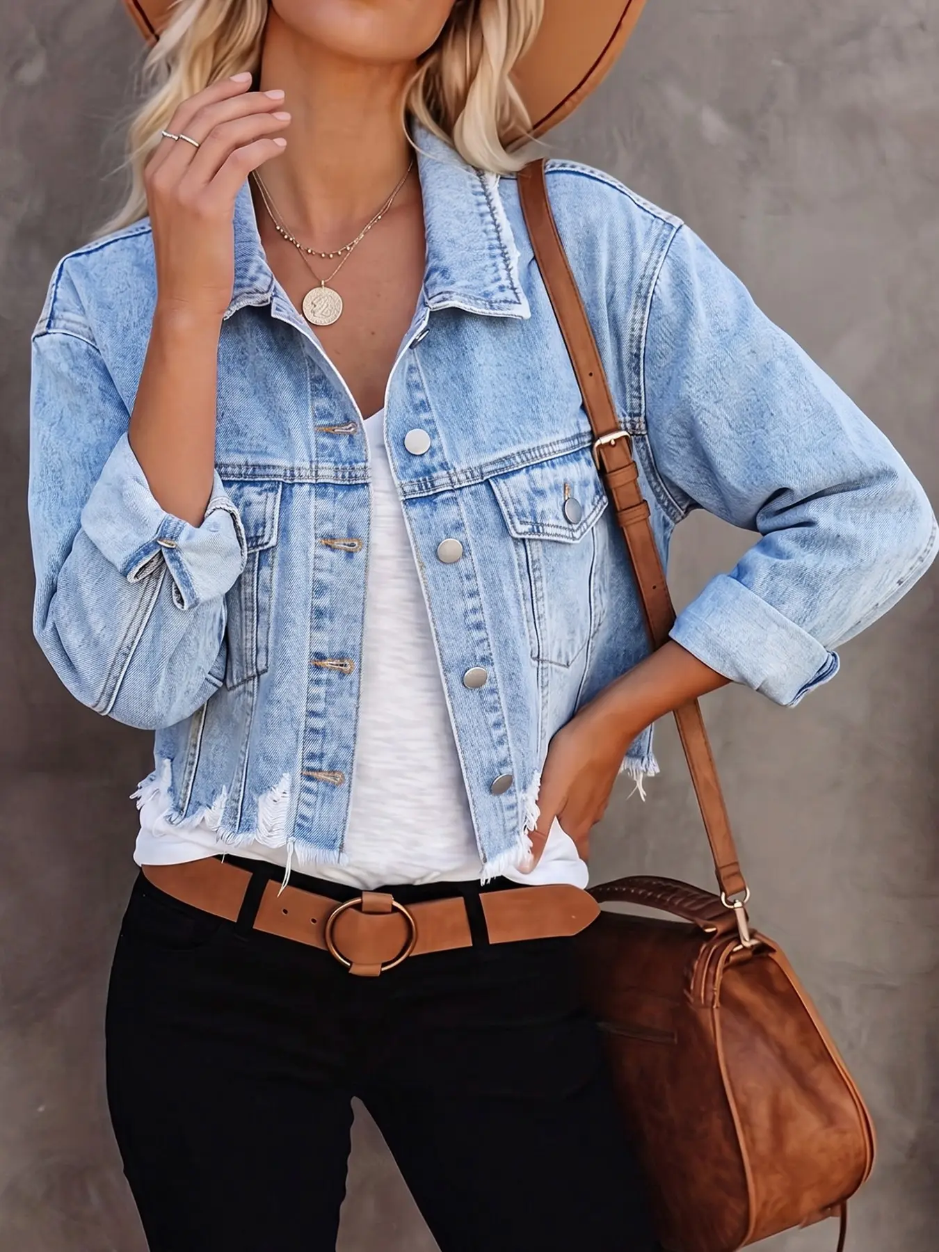 Women's Light Blue Washed Cropped Denim Jacket Coats, Distressed Ripped Frayed Hem, Long Sleeve Y2K Streetwear, Casual for Spring Fall