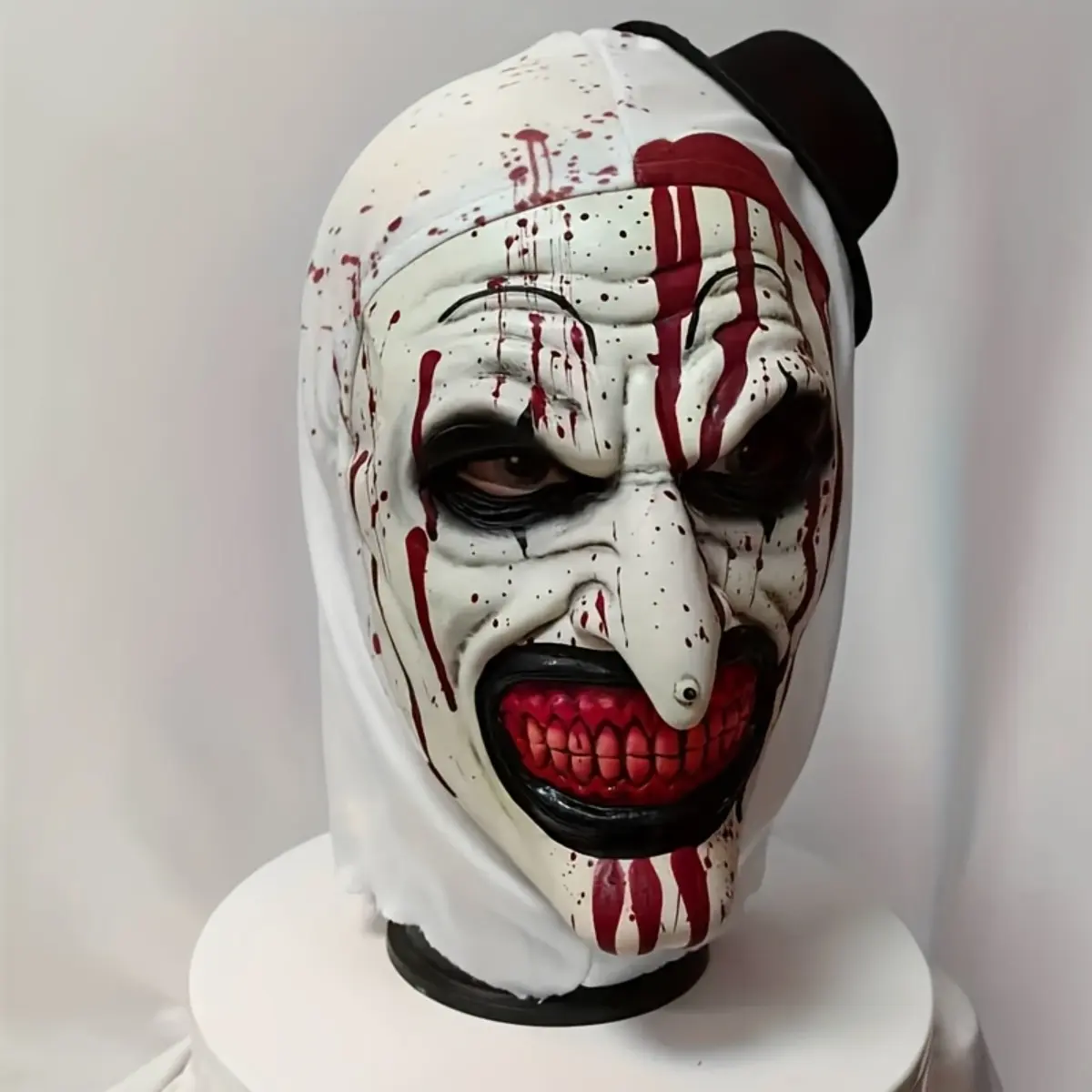 Bloody Scary Clown Mask Halloween Costume Prop Latex Head Headgear Breathable Comfortable Fit for Adult Masquerade Cosplay Stage Show Photo Shoot Haunted House Props Carnival Night Prank Gift Decor Supply