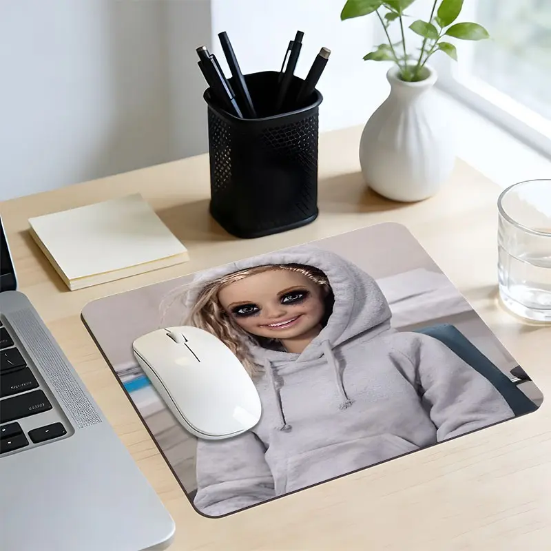 Funny Weird Horror Doll Meme Small Mouse Pad,Eye-Catching Desktop Decorative Protective Pad, Rubber Anti-slip Lockedge Work Pad, Small Size Suitable for Laptop, Desktop Computer Games, Work, Daily Use