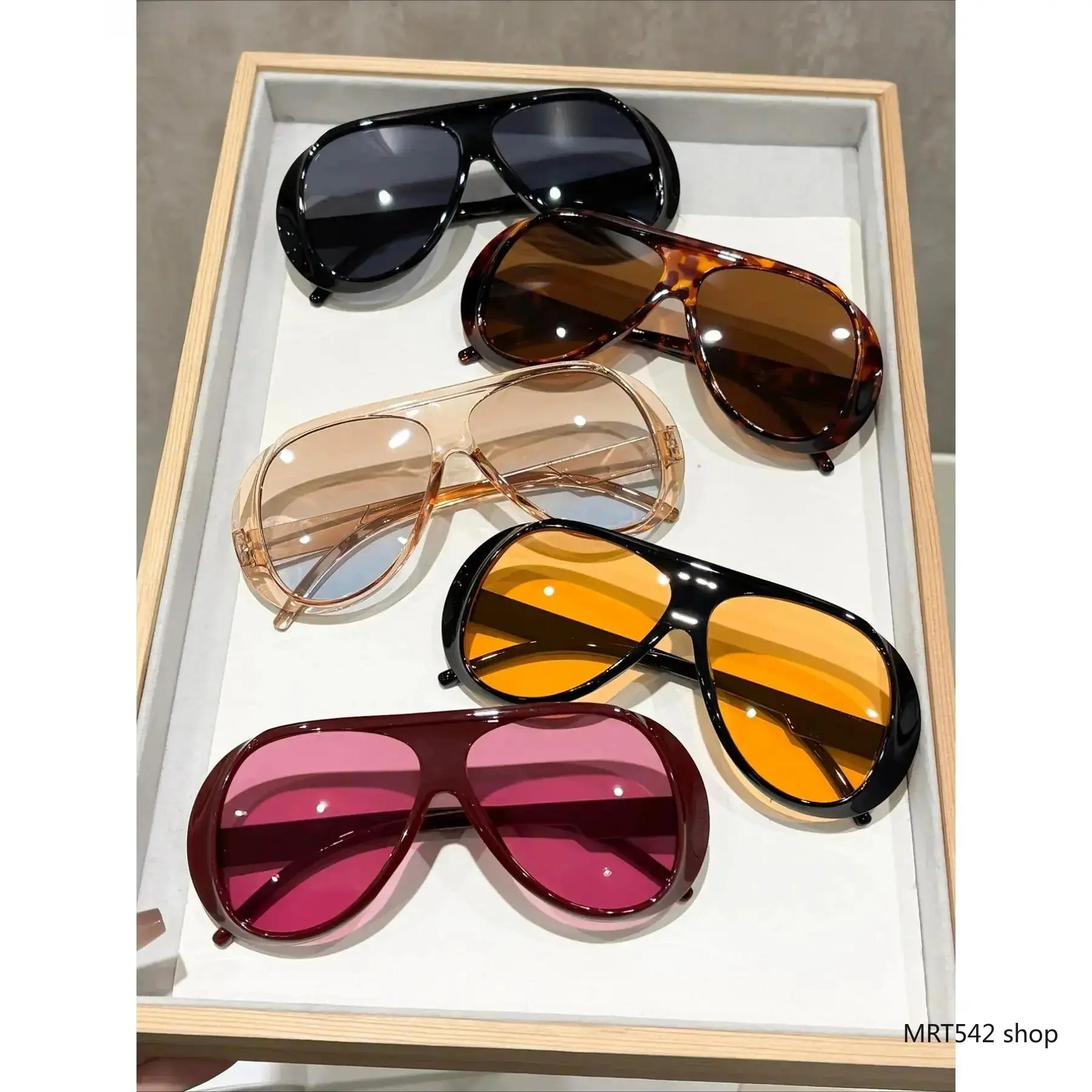 5-Pack Women's Y2K Oversized Square Sunglasses Vintage Retro Thick Plastic Frame Sun Glasses UV400 Protection Trendy Streetwear Shades for Travel Beach Festival Vacation Outfits