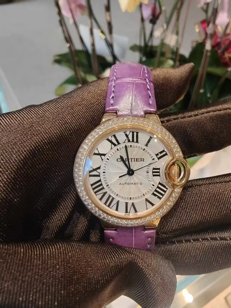 Cartier Blue Balloon WE902036 automatic mechanical watch, 18K rose gold, 33 mm. Retail price: 231,000. Complete set from 2014.