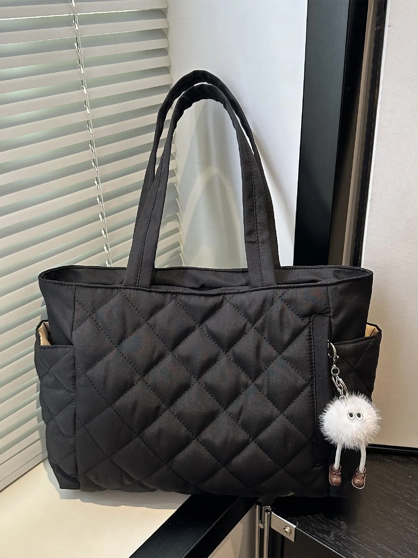 Women's New Large Capacity Quilted College Style Tote Bag, Casual Fashion Handheld Shoulder Bag, Perfect for Daily Use, Work, Commuting