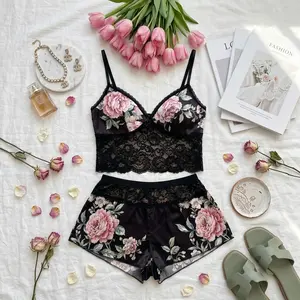 Women's Floral Lace Trim Sleepwear Lingerie Set, Sexy Fitted Spaghetti Strap Camisole & Shorts Set for All Seasons, Multiple Colors Available