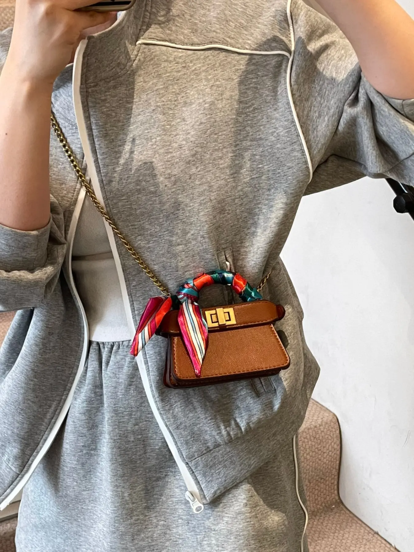 Mini Chain Bag with Scarf, Fashion Keychain Wallet, Dual-Lock Handbag, Cute PU Leather Satchel, All-Season Accessory, Cute Shoulder Bag, Handbag Shoulder Purse, Fashionable Purse, Shoulder Purses Bag