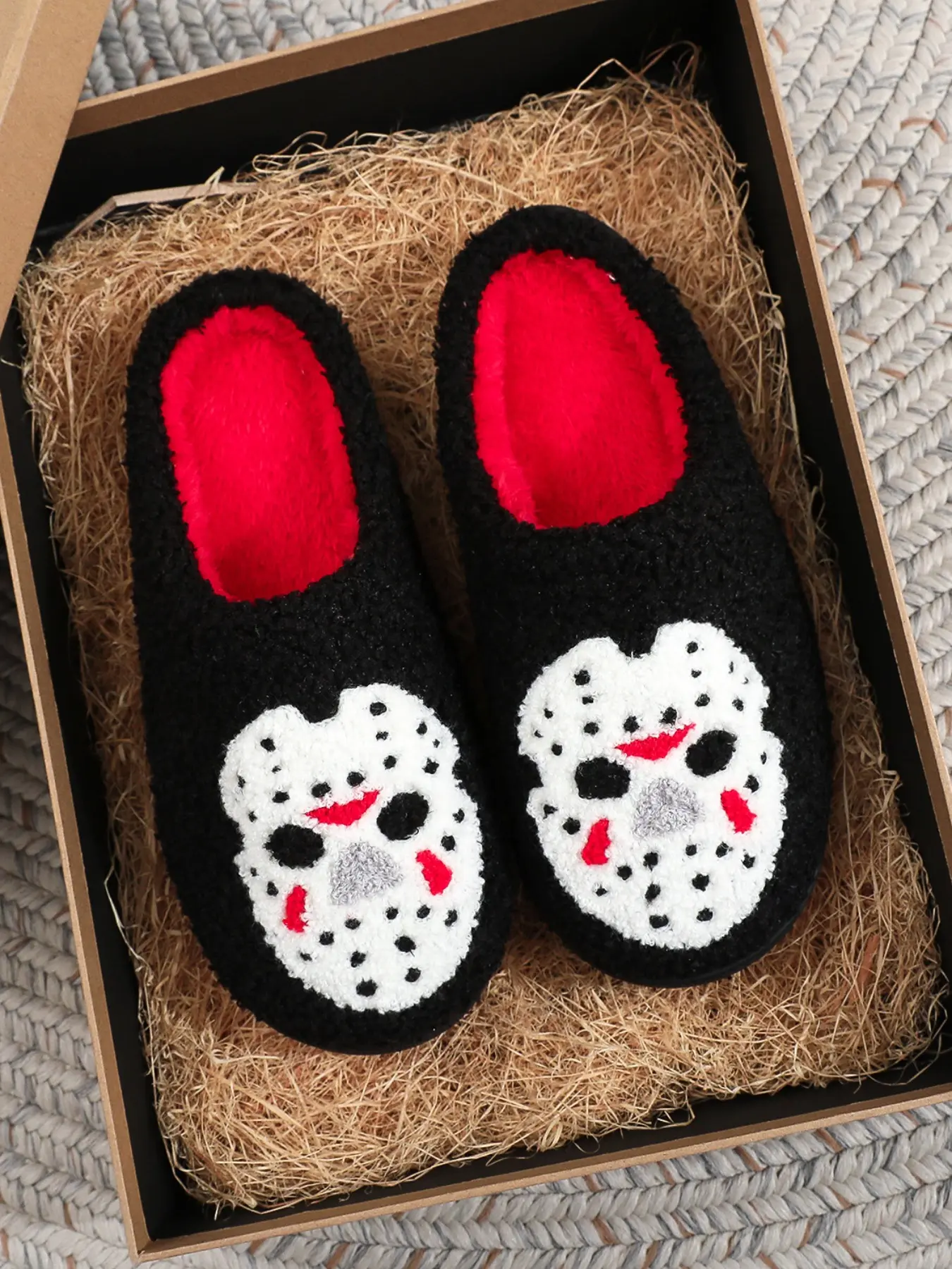 New Winter Comfortable Thick Sole Non-Slip Halloween Mask Festival Atmosphere Cute Simple Fashion Individuality Funny Versatile Casual Home Slippers