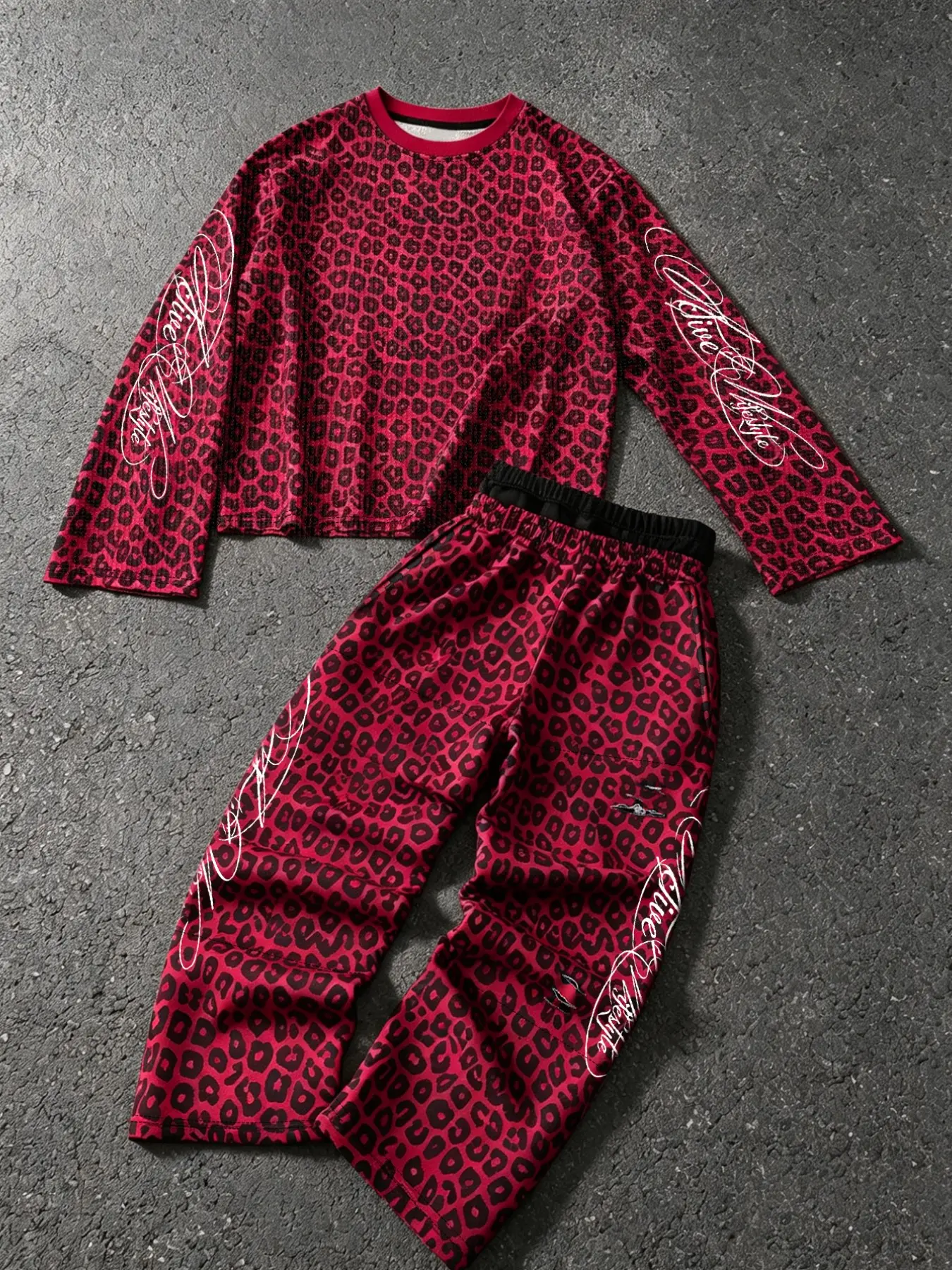 2-Piece Unisex Set, American Vintage Wine Leopard Print T-Shirt, Loose-Fit Casual Long Pants, All-Season Fashion