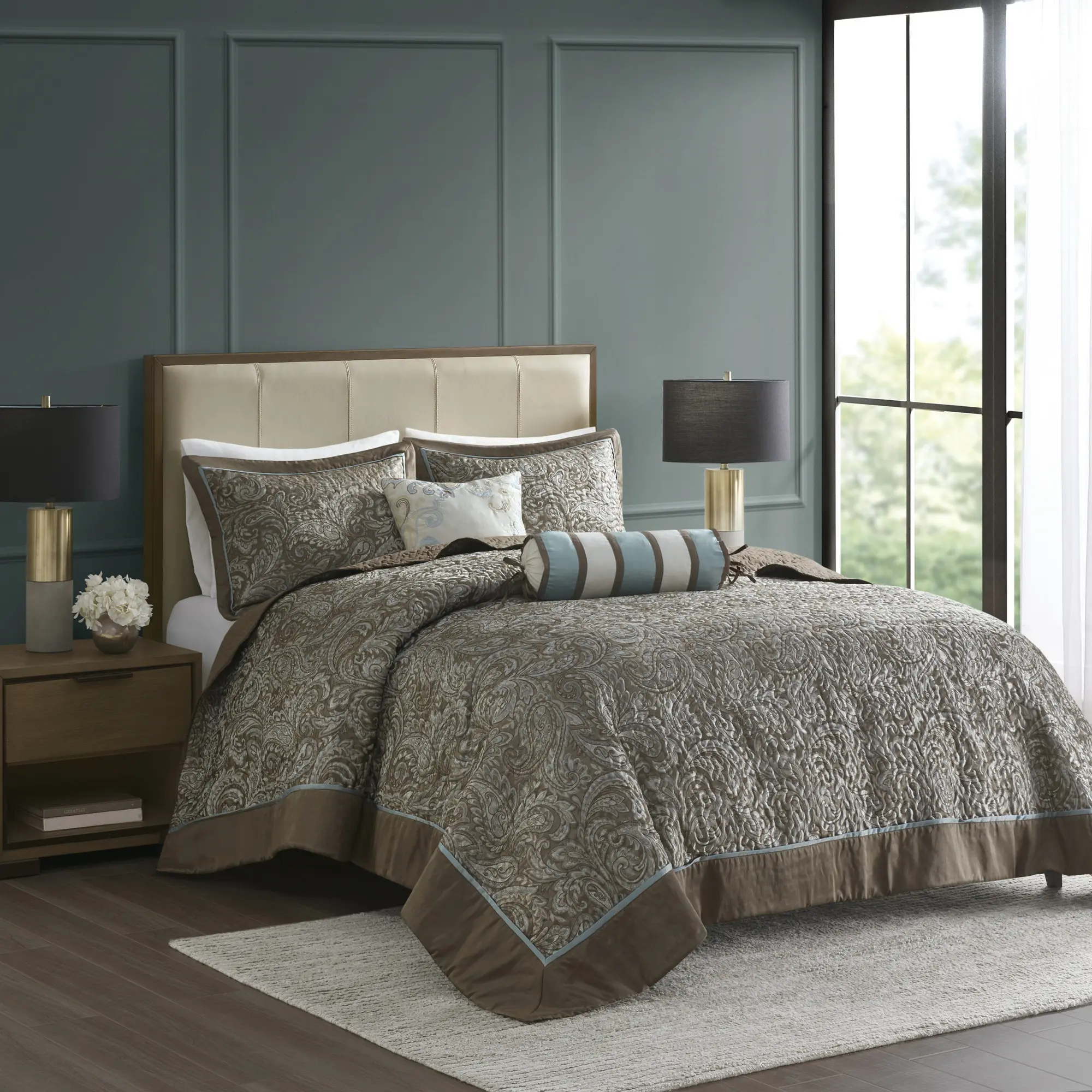 ARCH 5 Piece Jacquard Bedspread Set with Throw Pillows - Queen/King Size Options, Navy/Teal/Blue-Brown Color Choices, Soft Woven Textured Bedding Ensemble for Bedroom Decor, Complete Bed Cover Set with Pillow Shams, Home Furniture and Household
