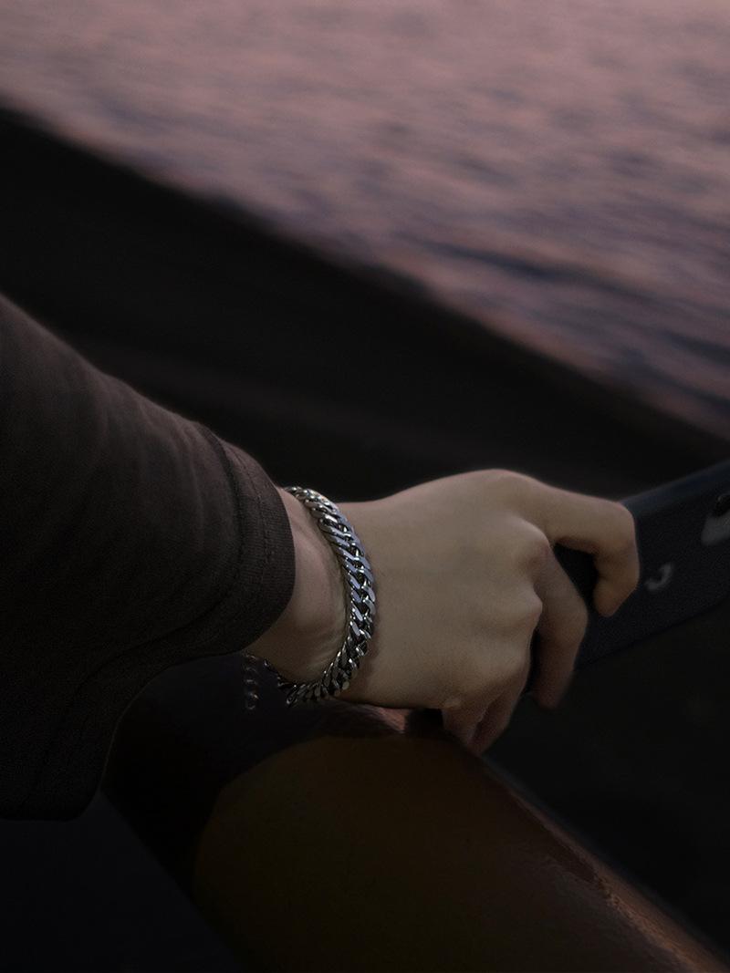 Cuban chain bracelet men's hip-hop high street accessories hiphop cold trendy cool titanium steel couple jewelry