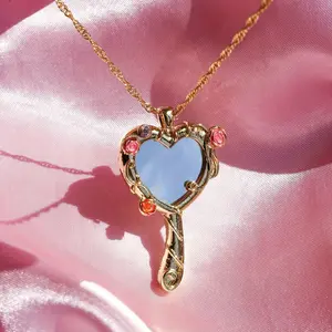 Fashion Magic Princess Mirror Pendant Necklace Creative Design Geometric Metal Inlay Glass Clavicle Chain for Women Daily Party Jewelry Gift
