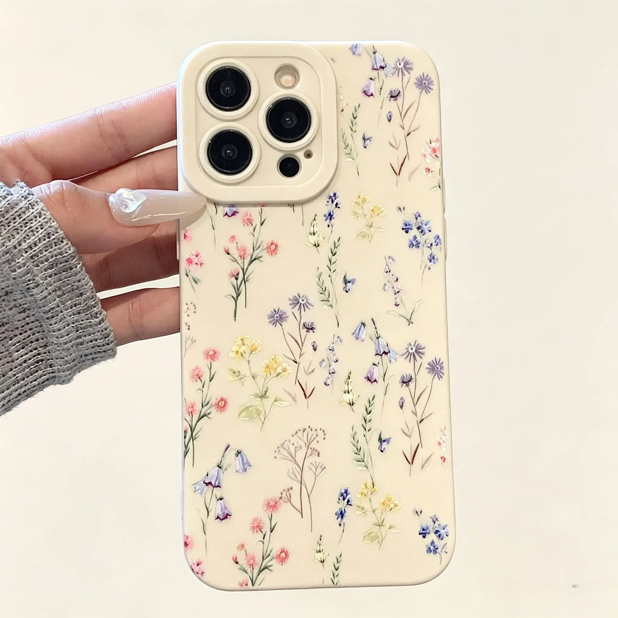 Floral Pattern Smartphone Casing,Aesthetic Cottagecore Wildflower Phone Case, Vintage Boho Floral Pattern Soft Anti-Drop Handheld Device Protection Cover, All-Inclusive Shockproof Case for iPhone 11 12 13 14 15 16 17 Pro Max, Gift for Girlfriend, Devices