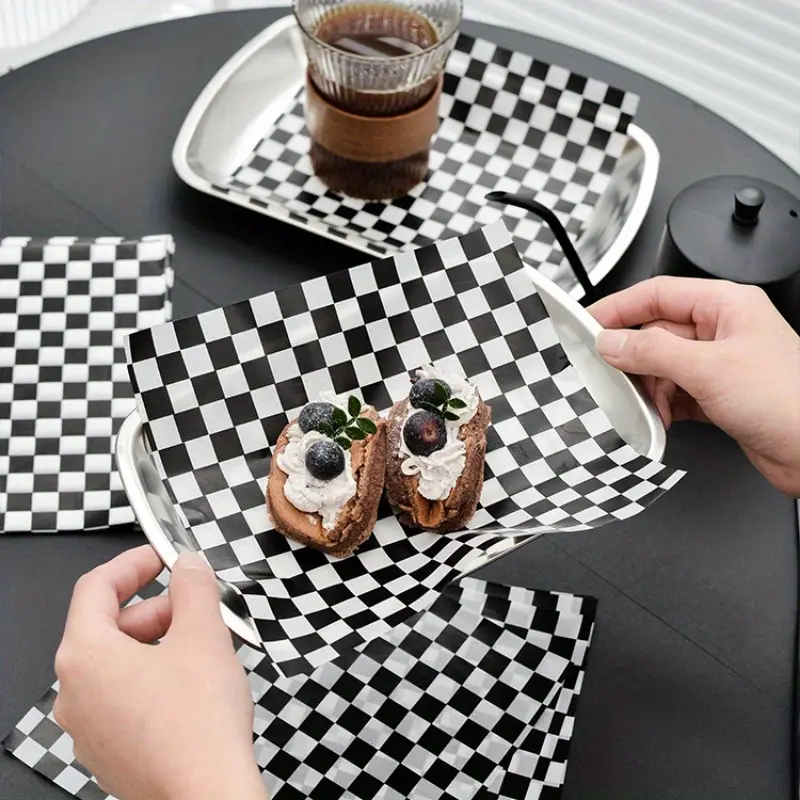 50pcs Chessboard Wax Paper, and Oil-Resistant Food Packaging Paper, Disposable for Sandwiches, Hamburgers, Fried Chicken, Kitchen Tools