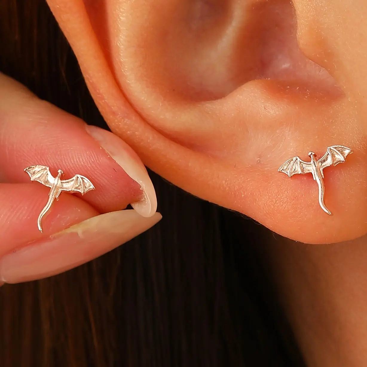 Chic Dragon Form Earrings for Women, Niche Design Copper Studs, Mini Size Jewelry for Daily Wear and Parties, Female, Niche Motif