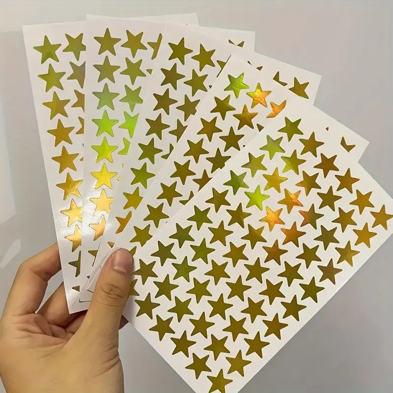 20 small gold foil reward star stickers with a diameter of 0.6 inches, Gold Foil Finish, rewards, golden stars, shiny stickers, high-quality stickers, reward stickers, star labels, used for gift bags, envelope sealing, party decorations, office supplies.