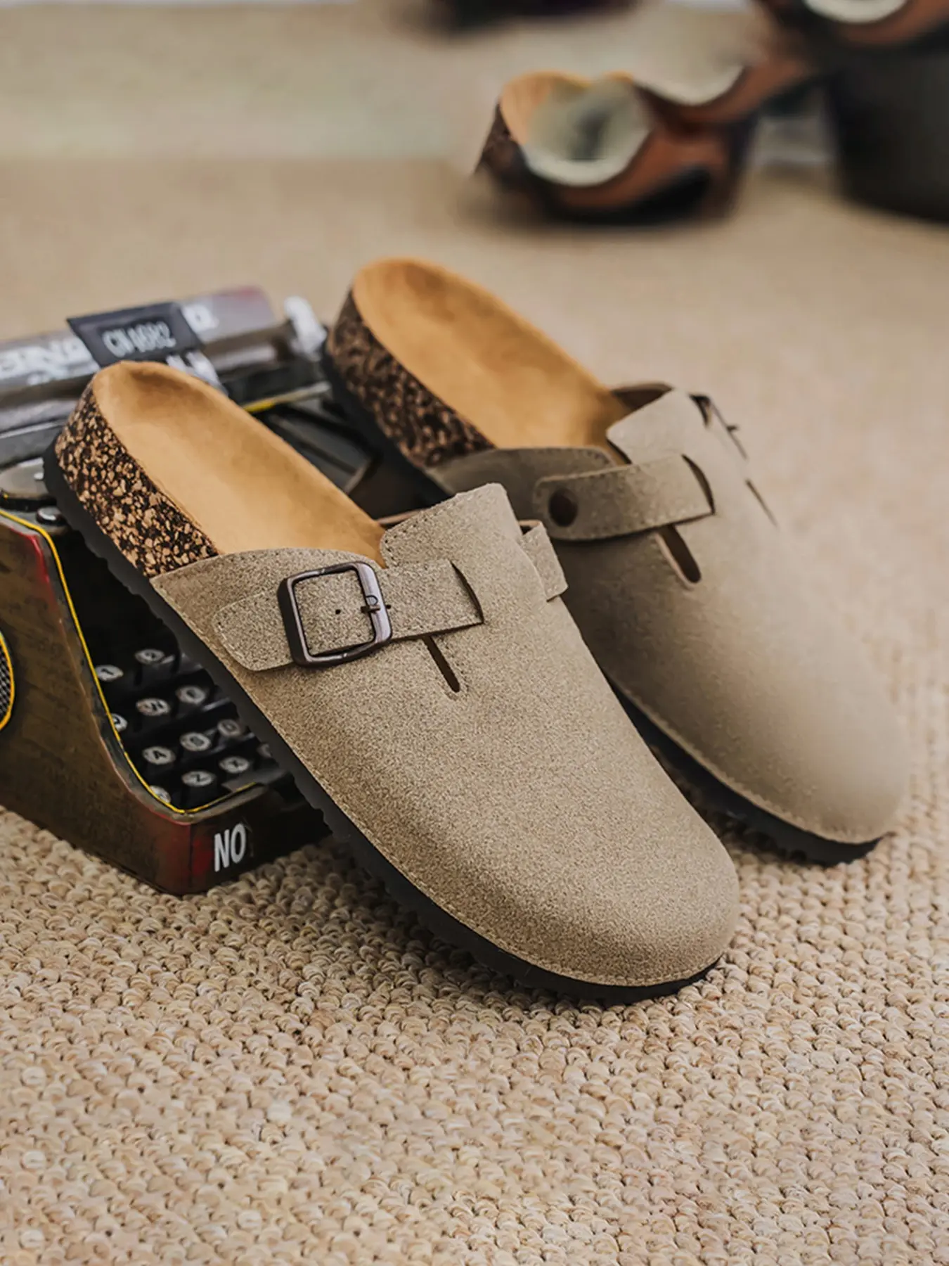Classic Flat Slip-On Shoes, Adjustable Metal Buckle Design, Comfortable Casual Footwear for Men & Women, All-Season Wear