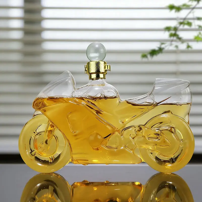 25oz Motorcycle Borosilicate Glass Decanter, Liquor Infusion Bottle, Non-Lead Crystal Clear Glass, Semi-Manual, Ideal Gift