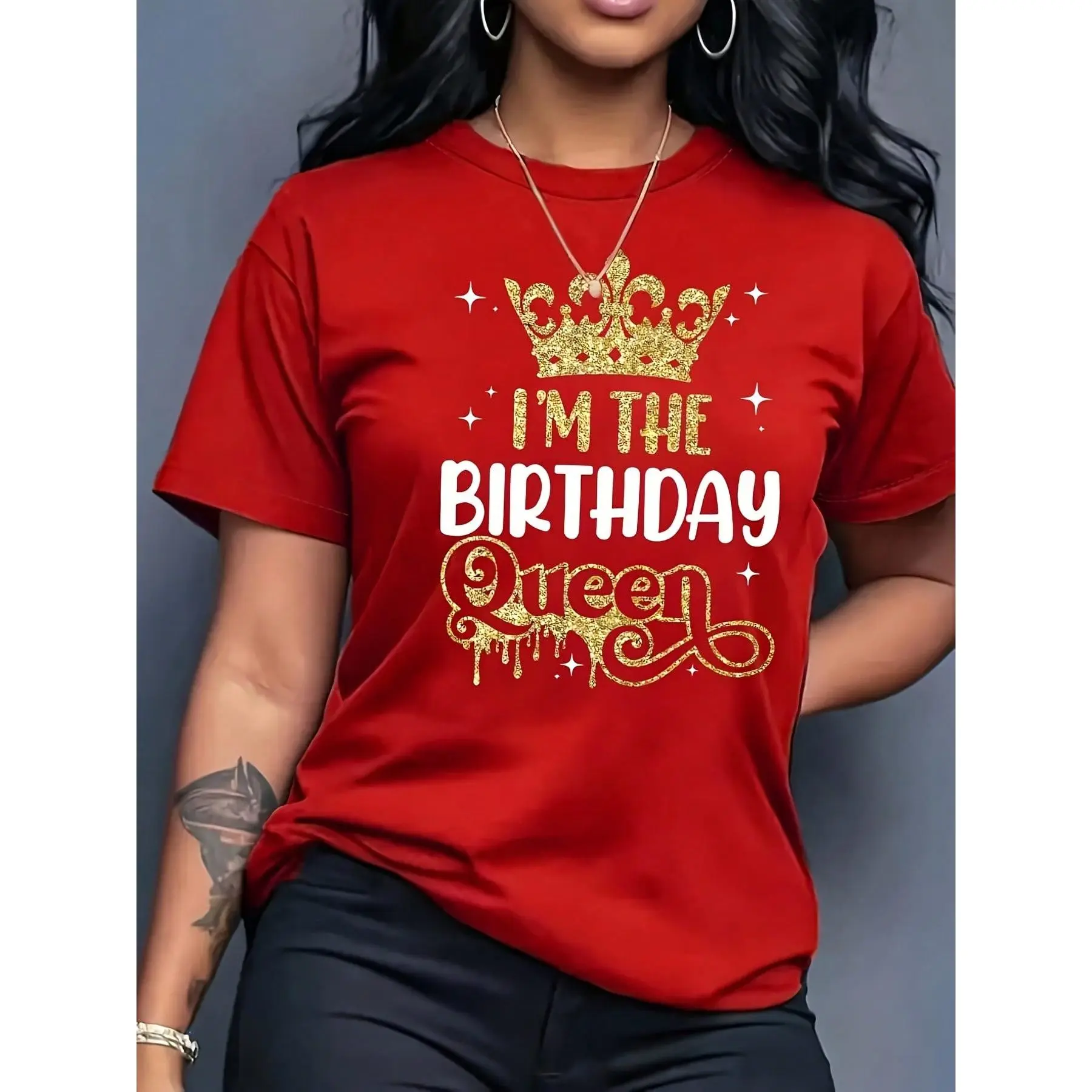 Women's "I Am The Birthday Queen" Graphic Print T-Shirt - Bright Red Casual Round Neck Short Sleeve Top With Gold Glitter Embellishments