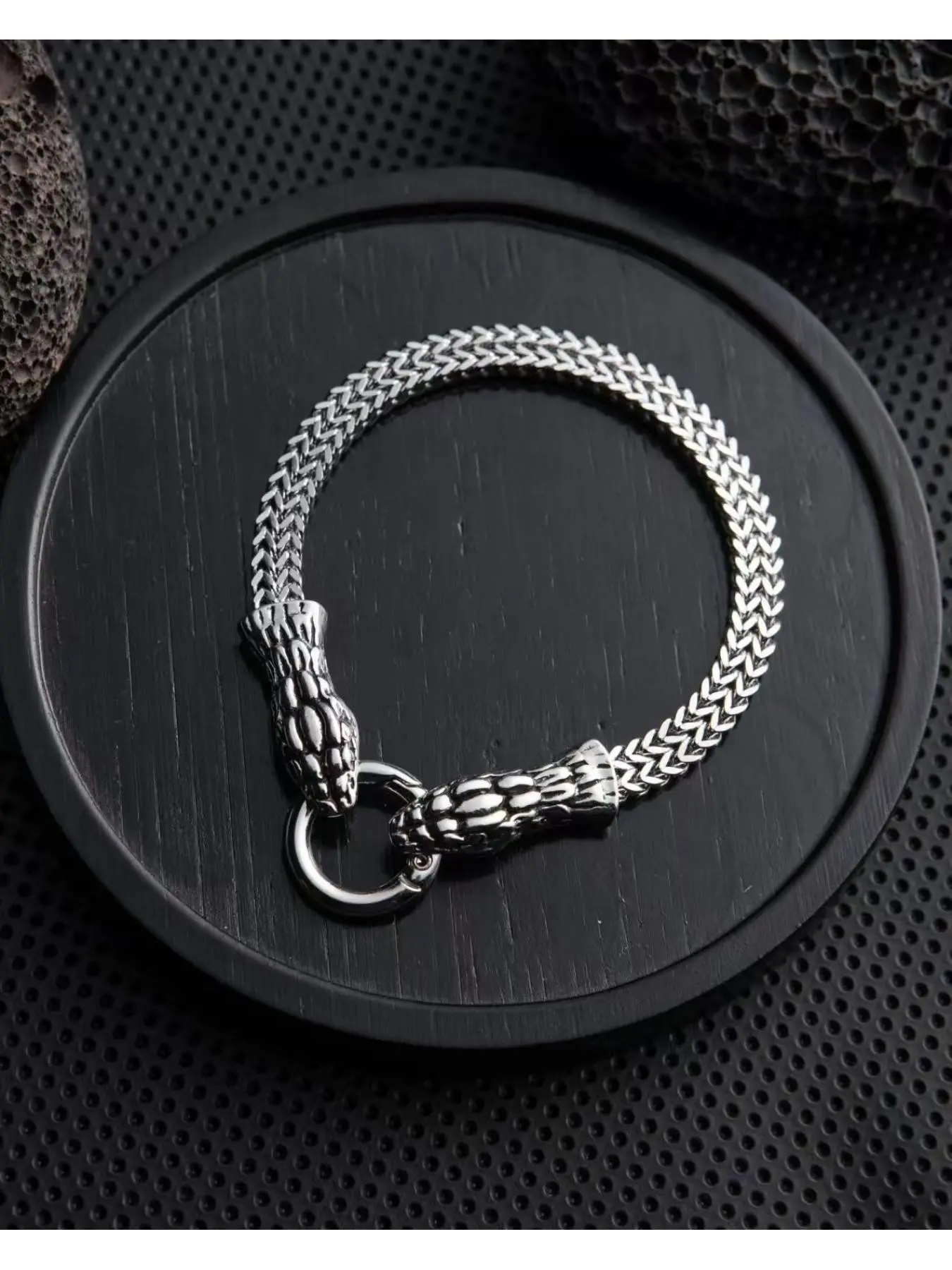 Unique Snake Shape Titanium Steel Bracelet, Vintage Aged Texture, All Seasons, Cold Sensual Men's Fashion Accessory, Standout Style Jewelry