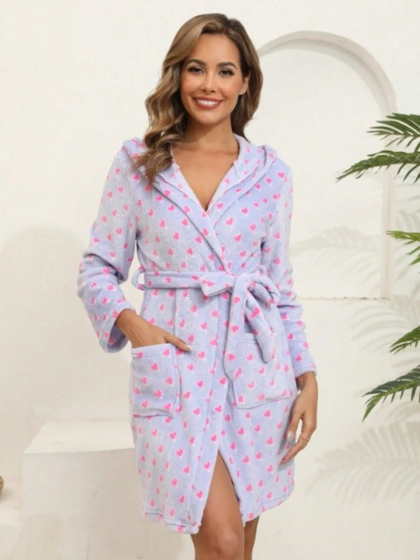 Women's Long Bathrobe Sleepwear, Flannel Robe, Thickened European Print, Loose Fit, Suitable for Autumn and Winter