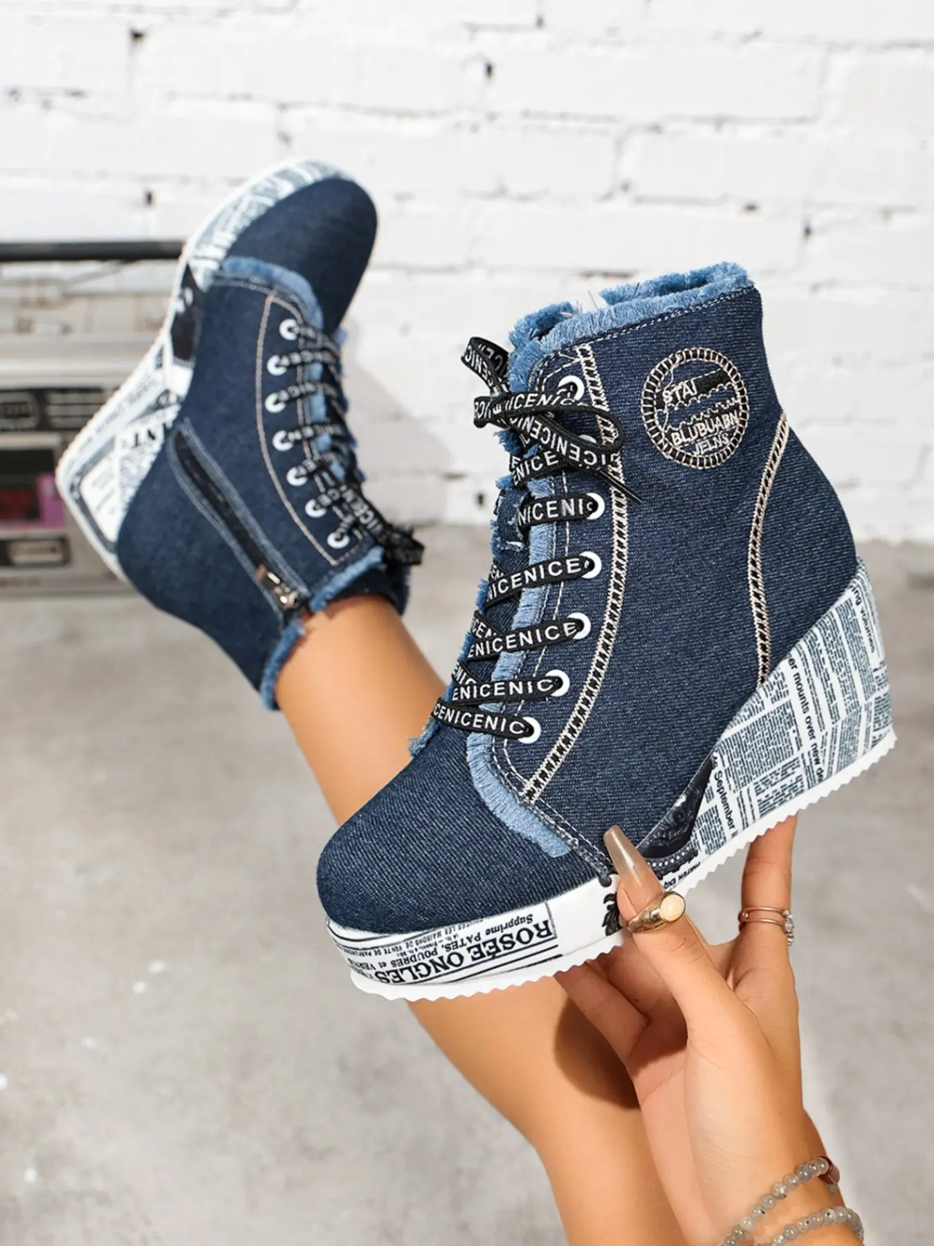 Women's new fashion casual denim wedge heel ankle boots sneakers, 7cm invisible height-increasing platform nude boots, vintage street fashion style, suitable for petite women for everyday wear.