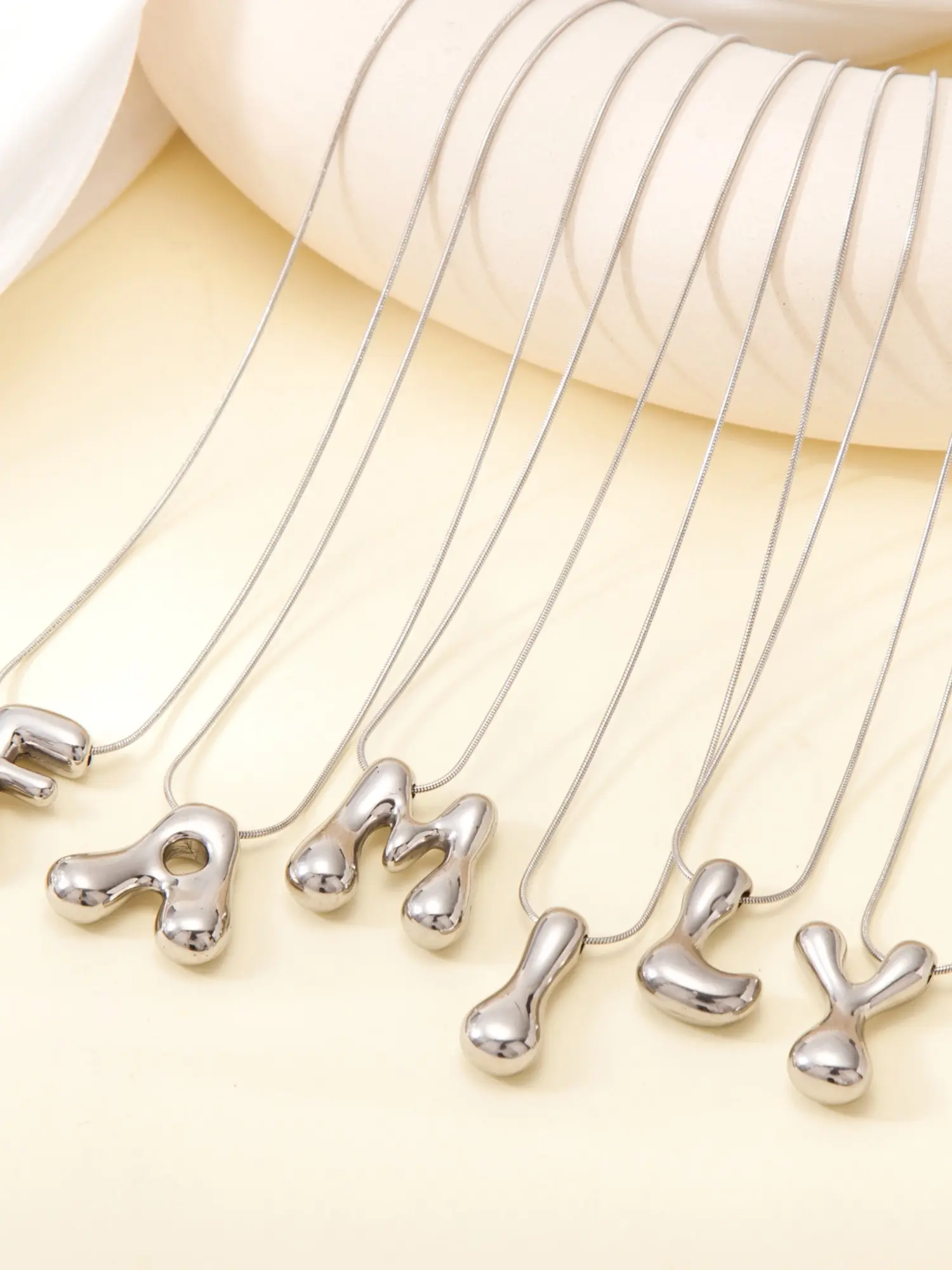 1 piece of smooth-surfaced 26 English letters bubble clavicle pendant necklace, Alphabet letter necklace, a sweater chain, suitable for daily wear at home, outdoor travel, parties, and balls for both men and women
