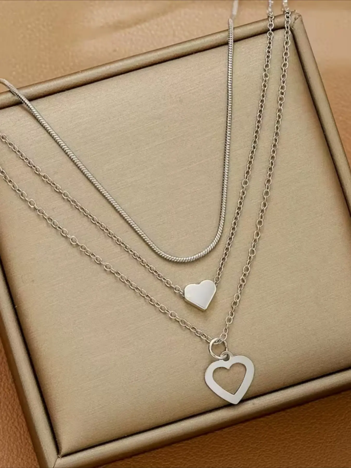 3-Piece Women's Silver Color Bohemian Elegant Fashion Accessory Necklace Set, Heart Layered Necklaces, Perfect for Daily Wear, Parties, Birthdays, Anniversaries