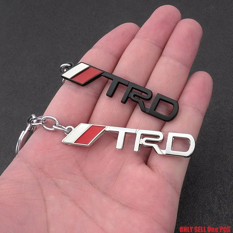 Metal Car Styling Keychain Key Rings for Toyota Trd Logo, Corolla, Camry, Rav4, Yaris, Highlander, Prius, Hilux, Cross, Supra, Chr, Prado, Avensis T25
