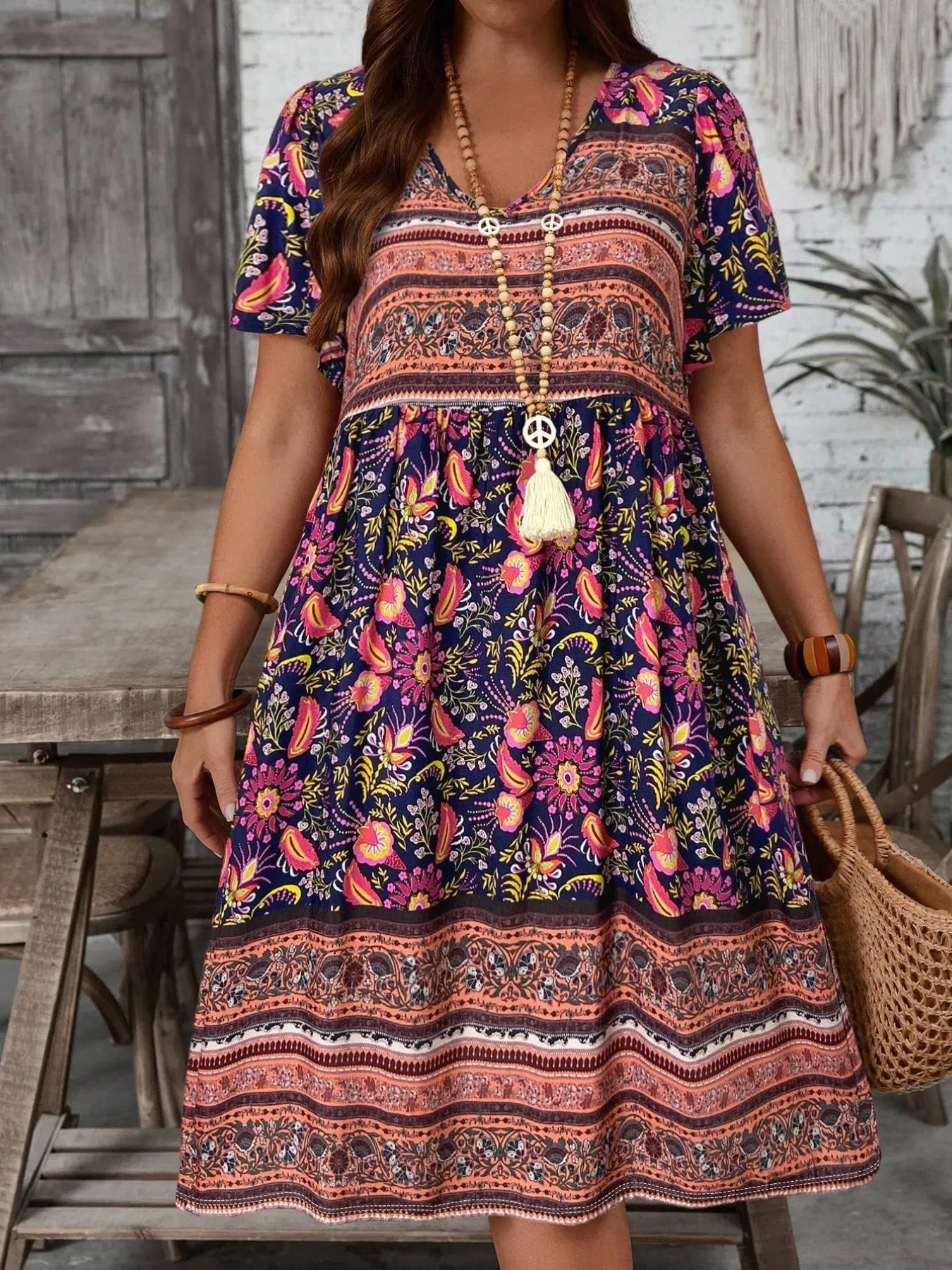 Plus Size Boho Paisley Floral Print Dress, Western Style Casual Vacation Dress, Comfortable and Stylish, Perfect for Relaxing Days, Boho Sundress