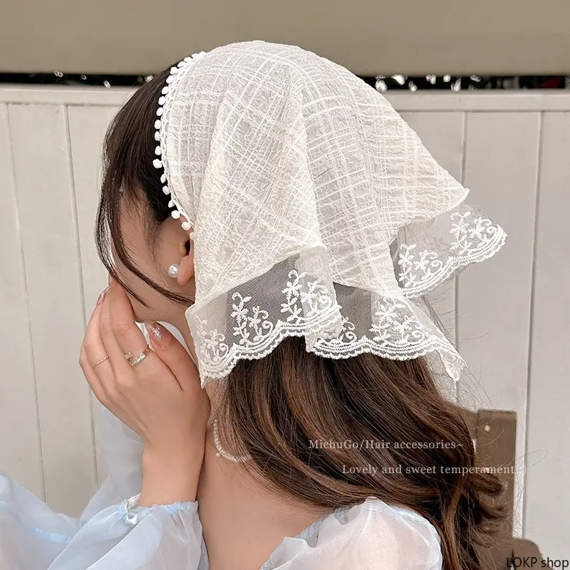 Women's Boho Head Scarf, Vintage Floral Embroidered Bandana with Lace Edge, Lightweight Polyester Shawl for Weddings and Formal Events, Boho Style Scarf, Floral Pattern Shawl