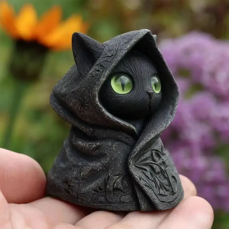 Single Gothic Cloaked Black Cat Resin Statue - Hand-Painted Reaper Figurine, Spooky Dark Academia Bag Charm, Compact Indoor Home Decor, Halloween Party Accessory, Gift for Shelf