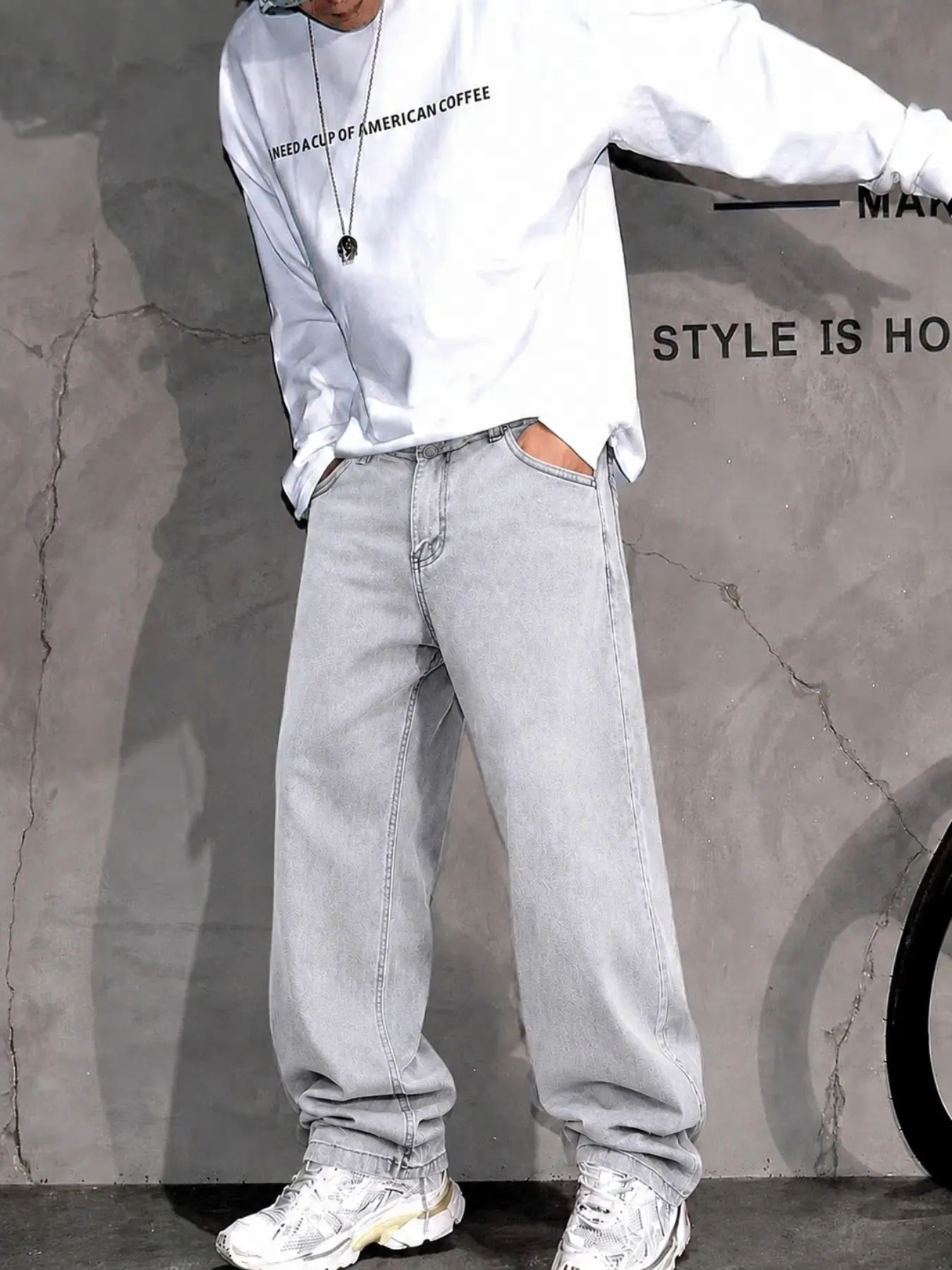 Men’s Light Gray Washed Jacquard Jeans, Loose Straight Leg Relaxed Fit Denim Pants for Casual Y2K Streetwear