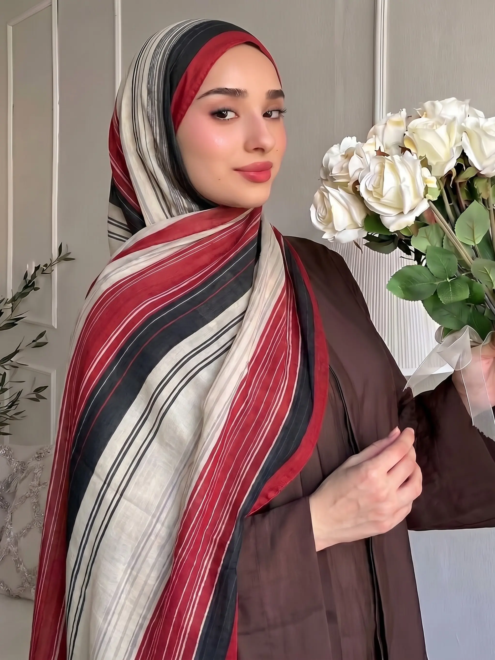 Women's Vintage Vertical Striped Hijab, 70x180cm, Perfect for Long Muslim Robes, Elegant Headscarf for Daily Wear, Prayer Scarf