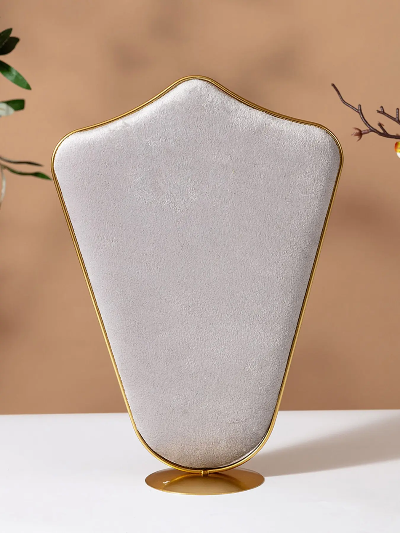 Luxury Rim Velvet Jewelry Display Bust Set, Various Multi-Size Necklace Mannequin Stand, Boutique Shop Photography Props, Necklace Organizer Tray