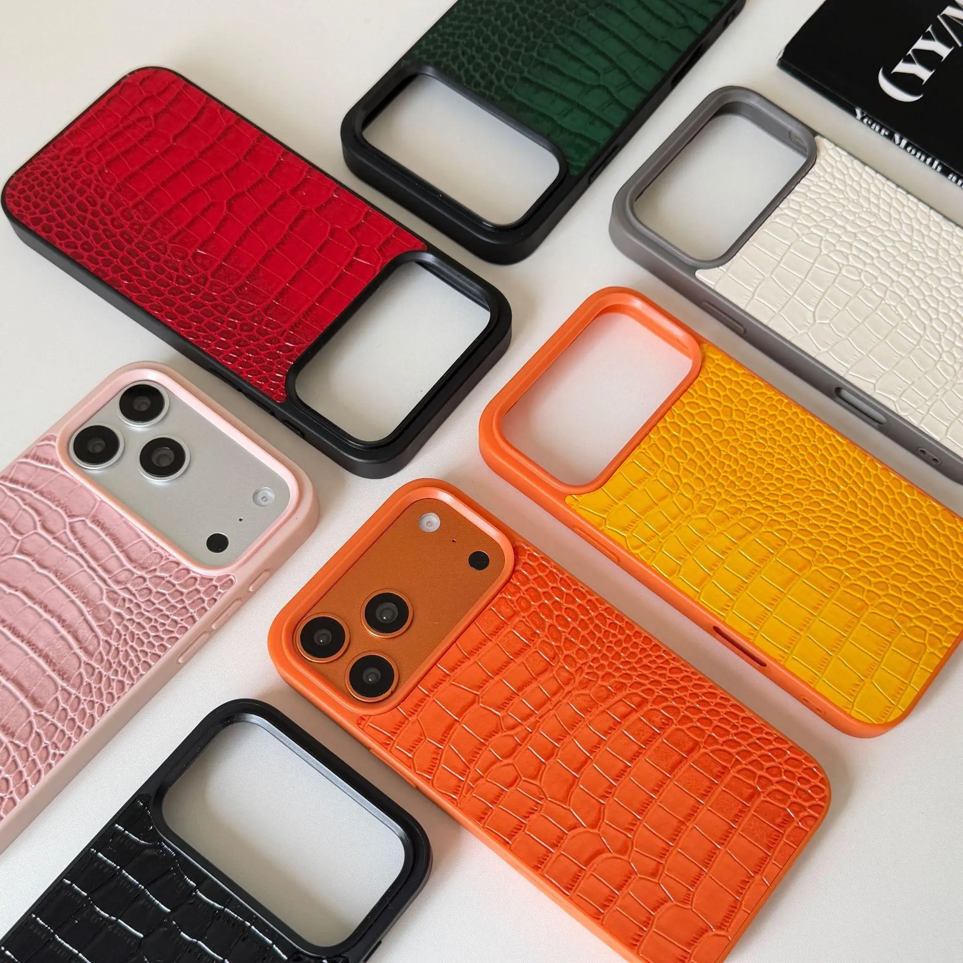 Luxury Glossy Crocodile Leather Texture Case - Shiny Croc Aesthetic Embossed Cover Compatible with iPhone, Shockproof Protective Fashion Accessory Case for Women