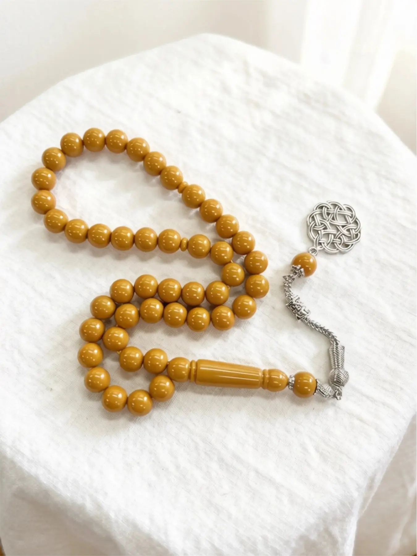 45 Ramadan Prayer Beads misbaha 10mm Polished Round Beads Islamic Tasbih With Vintage Alloy Tassel Pendant Portable Handheld Prayer Beads Suitable For Muslim Daily Prayer, Ramadan And Eid Gift Choice. Durable Resin Material Unisex Religious Accessory