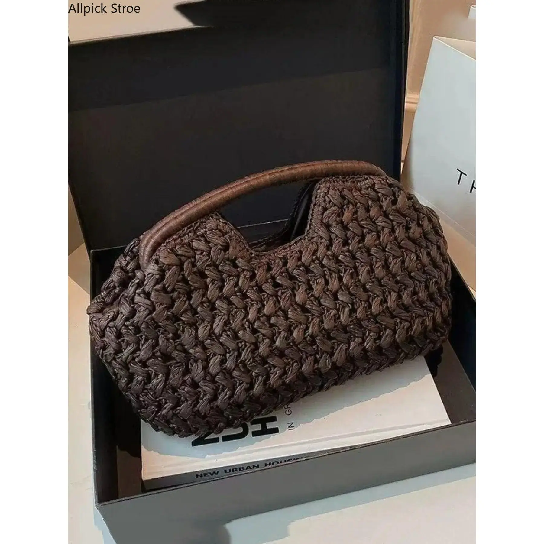 Women's Handmade Straw Tote Bag, Elegant Bohemian Woven Basket Purse for Casual Beach Vacations, Trending 2026 Handbag, Trending Purses 2026, Beach Shoulder Bag, Bohemian Casual Purse