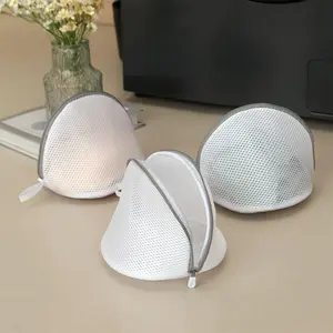 3 Pack Fine Mesh Laundry Wash Bags, Anti-Tangle Bra & Underwear Washing Storage Pouches, Protective Mesh Bags for Socks Lingerie Ties Prevent Garment Deformation & Damage