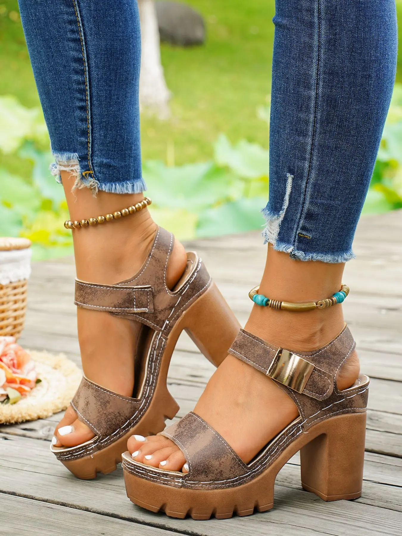 New Retro Vintage Washed Thick Heeled Sandals for Women, Summer Velcro Waterproof Platform Chunky Sole Open Toe Height Boost Roman High Heels, Fashionable Heeled Sandals