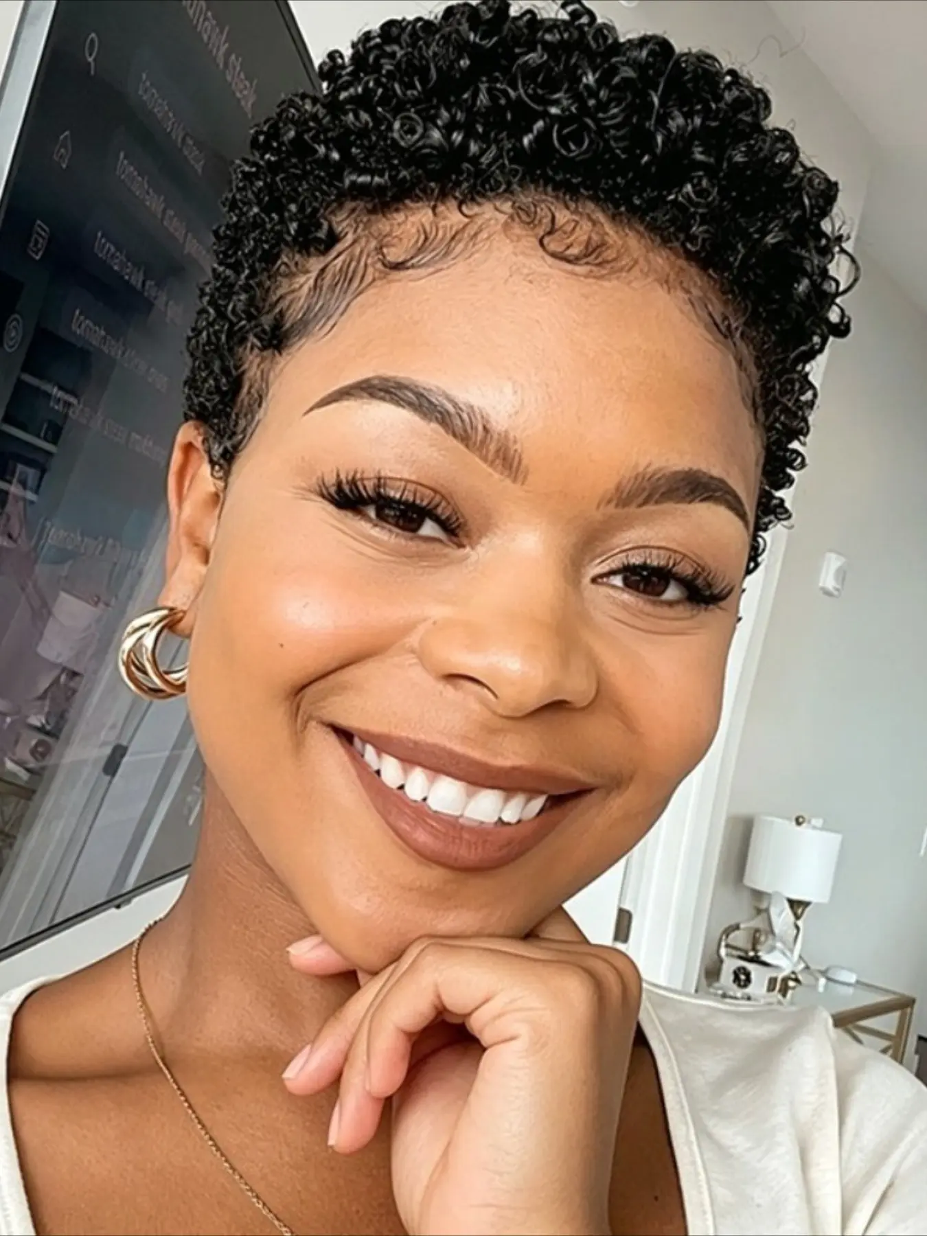 Curly Wave Wig Fluffy Curly Wig Pixie Cut Human Hair Wig for Women Full Machine Made Wig 150% Density 6 Inch