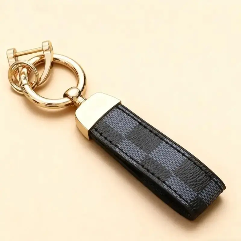 Horseshoe Car Keychain - Leather Strap Key Holder with Metal Buckle, 80*20mm Casual Elegant Fashion Auto Accessory for Men, Daily Use & Travel Gift
