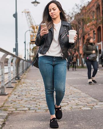 Women's Slipon Barefoot Flats Casual Shoes Fashion Comfortable Breathable Footwear Loafers with Rubber Sole Minimalist Walking Wide Toe Box Sneakers Lightweight All-Season  Girl SpringStatements