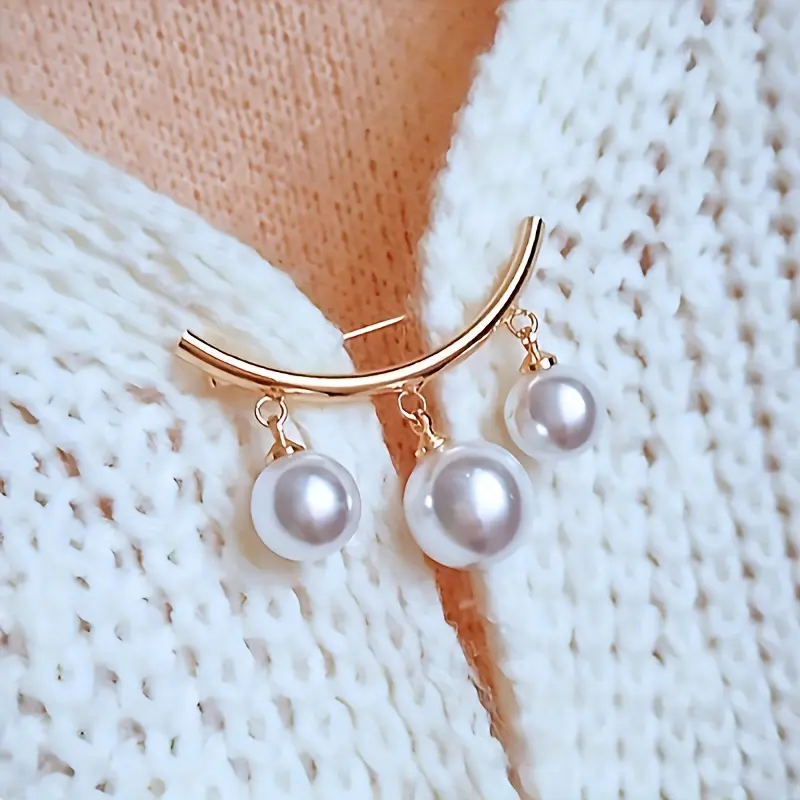 Elegant Gold Pearl Brooch - Vintage Style Stainless Steel V-Neck Dress Accessory, with Sun Protection Safety Pin, Multifunctional Collar Pin, Fashionable Cardigan Clasp and Button for Women, Versatile Christmas and Party Jewelry Gift